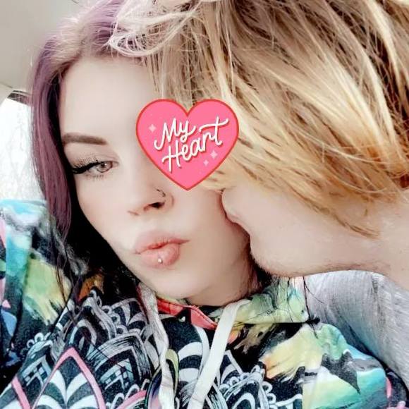 hayley_hooks